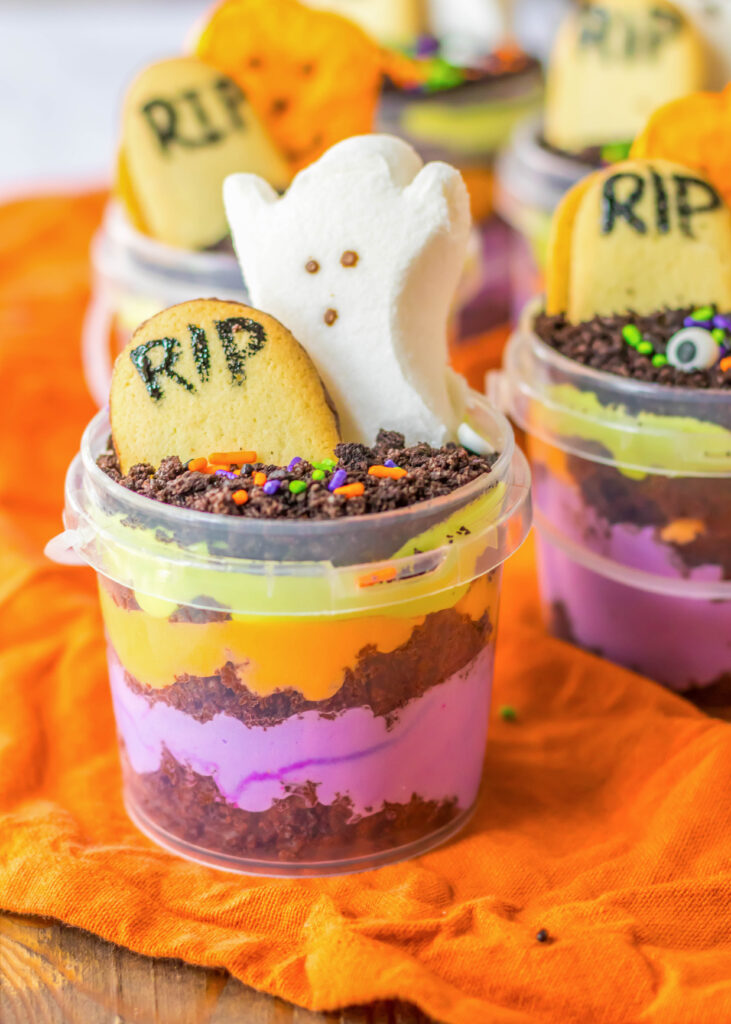 graveyard pudding cup
