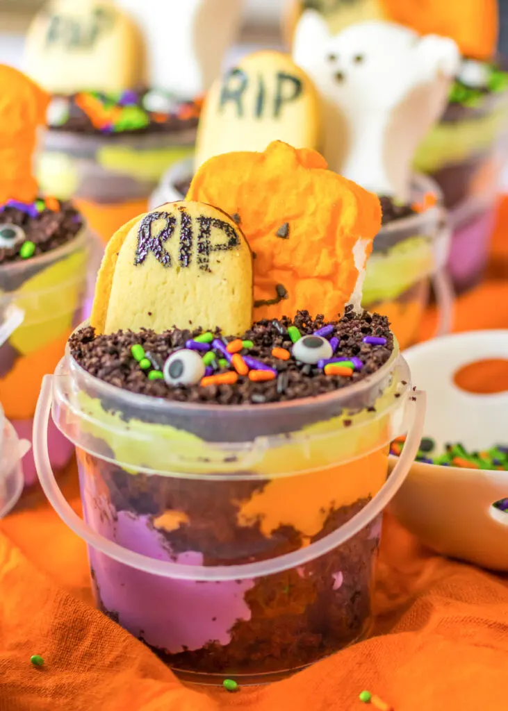 Halloween pudding cupcs