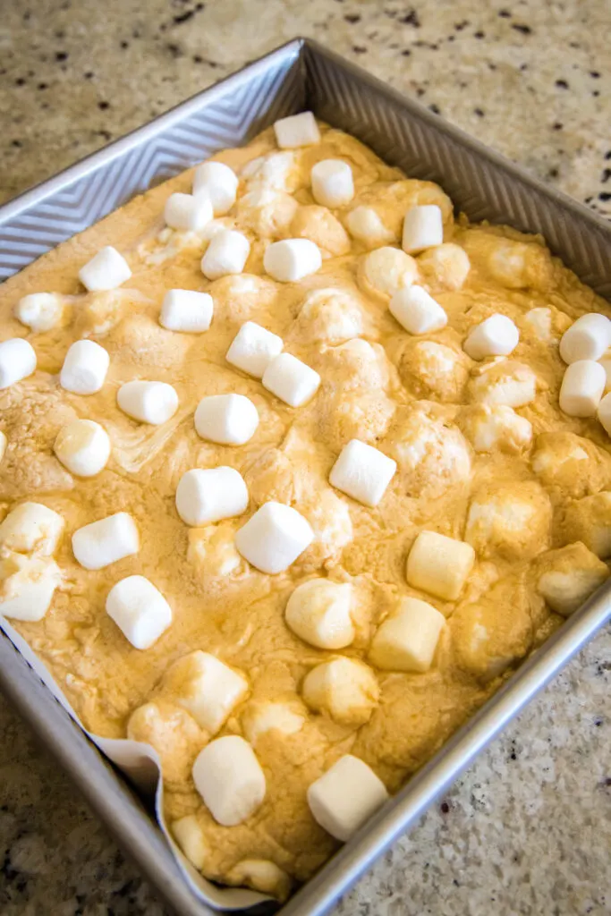 peanut butter marshmallow fudge in baking dish
