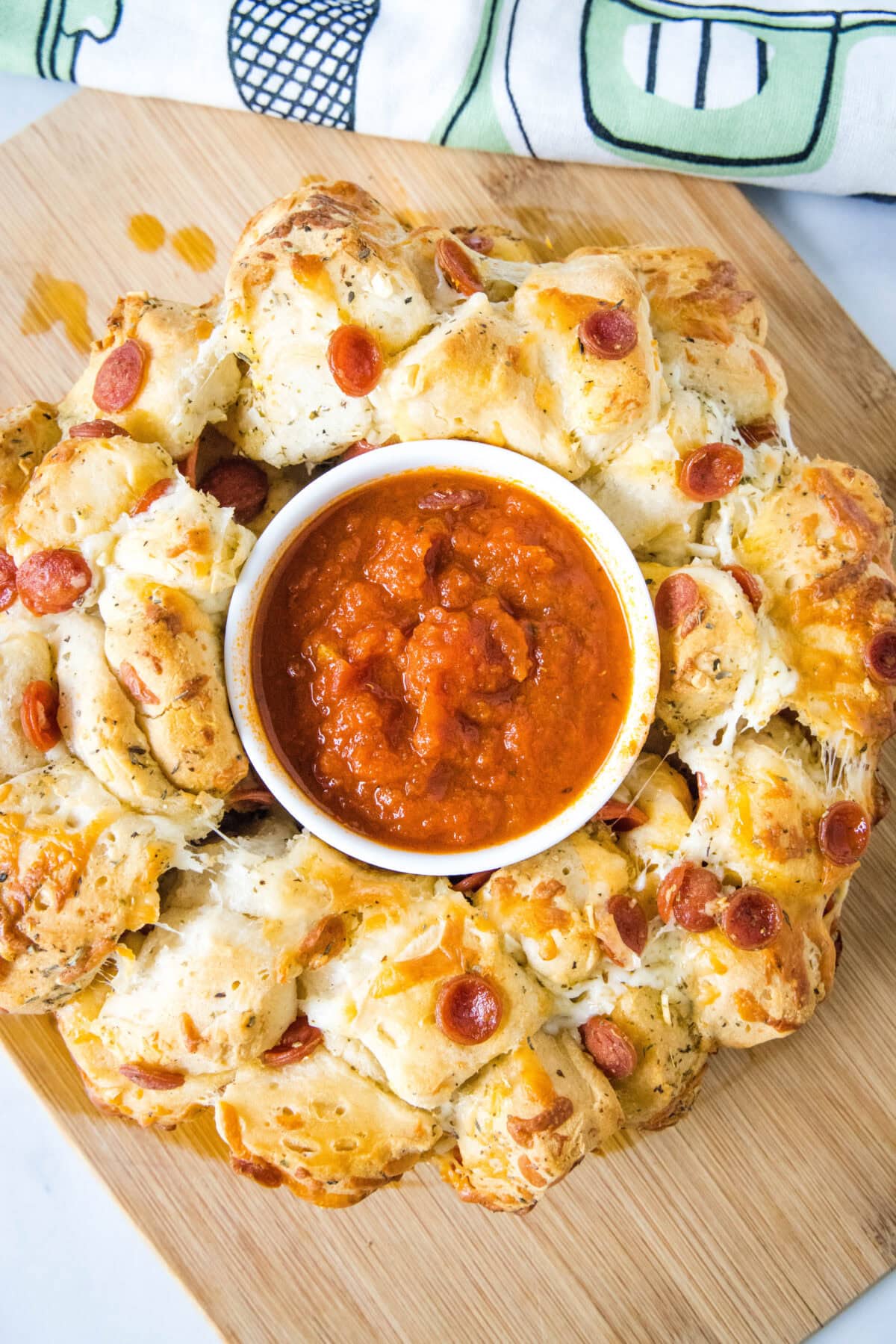 Pizza Monkey Bread | Dinners, Dishes, and Desserts