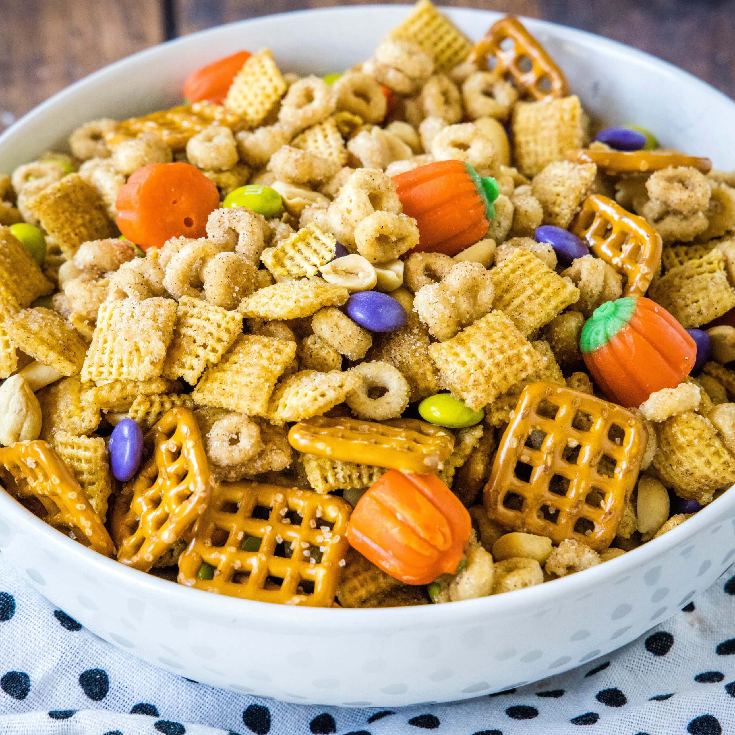 Pumpkin Spice Snack Mix