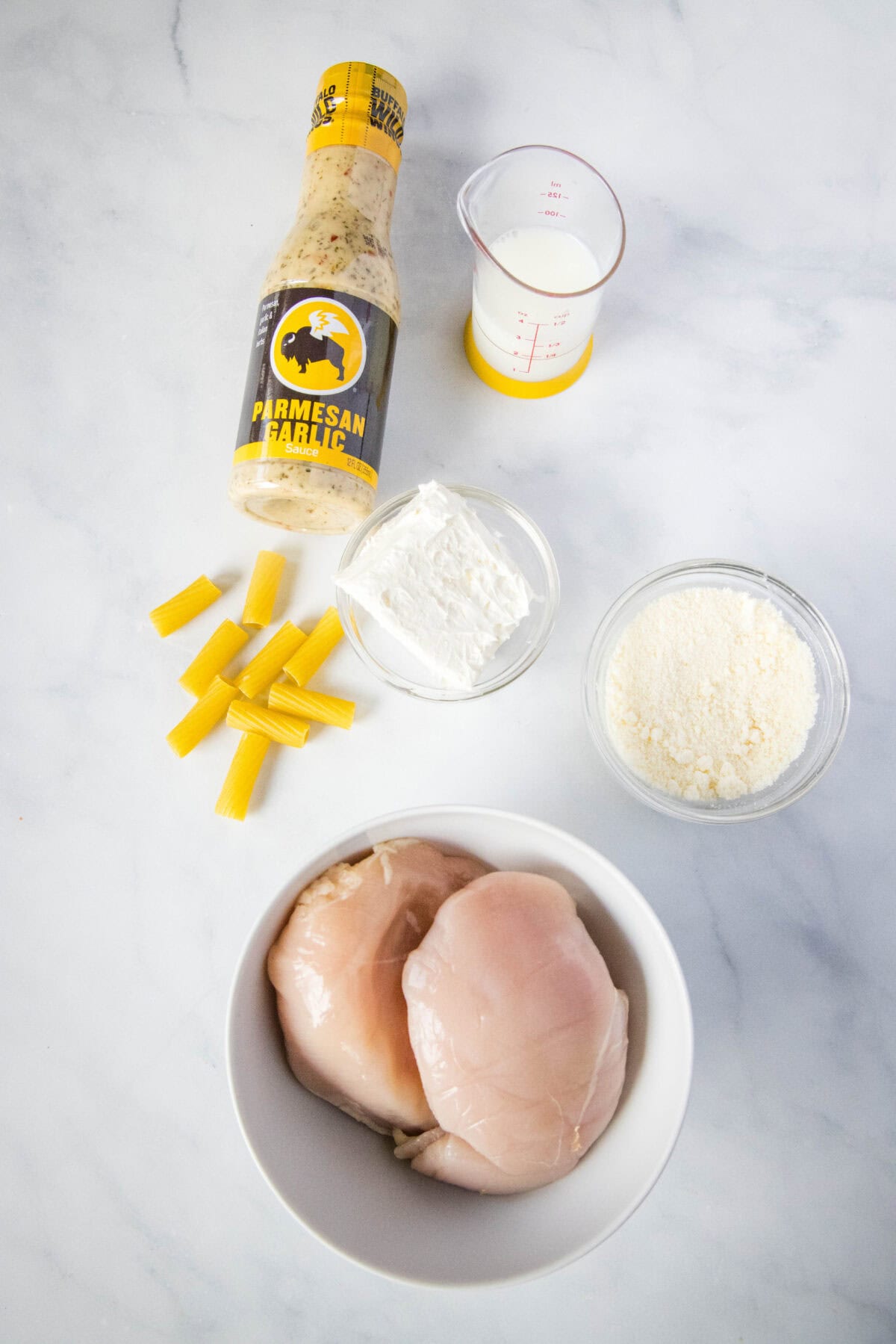 garlic parmesan chicken pasta ingredients