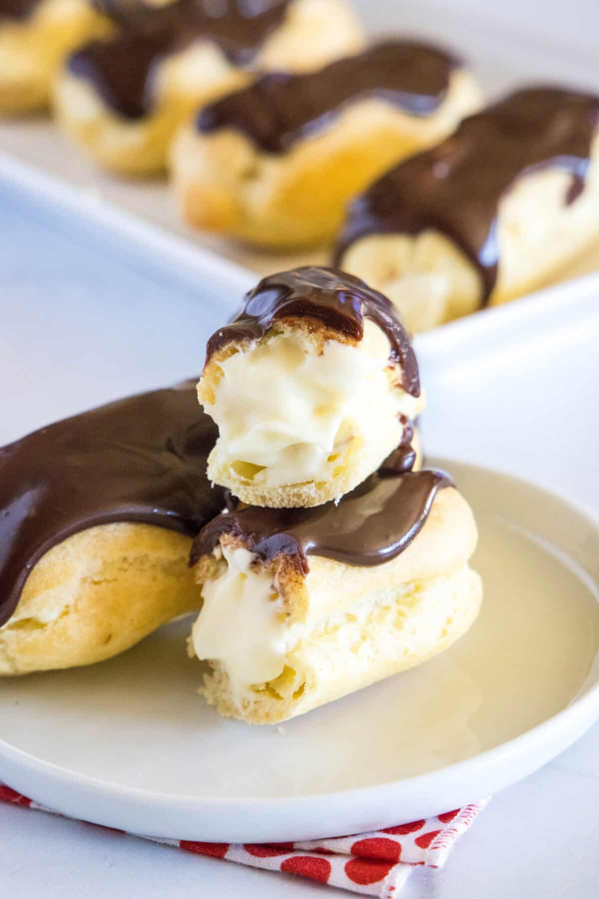 eclair cut in half to see the filling