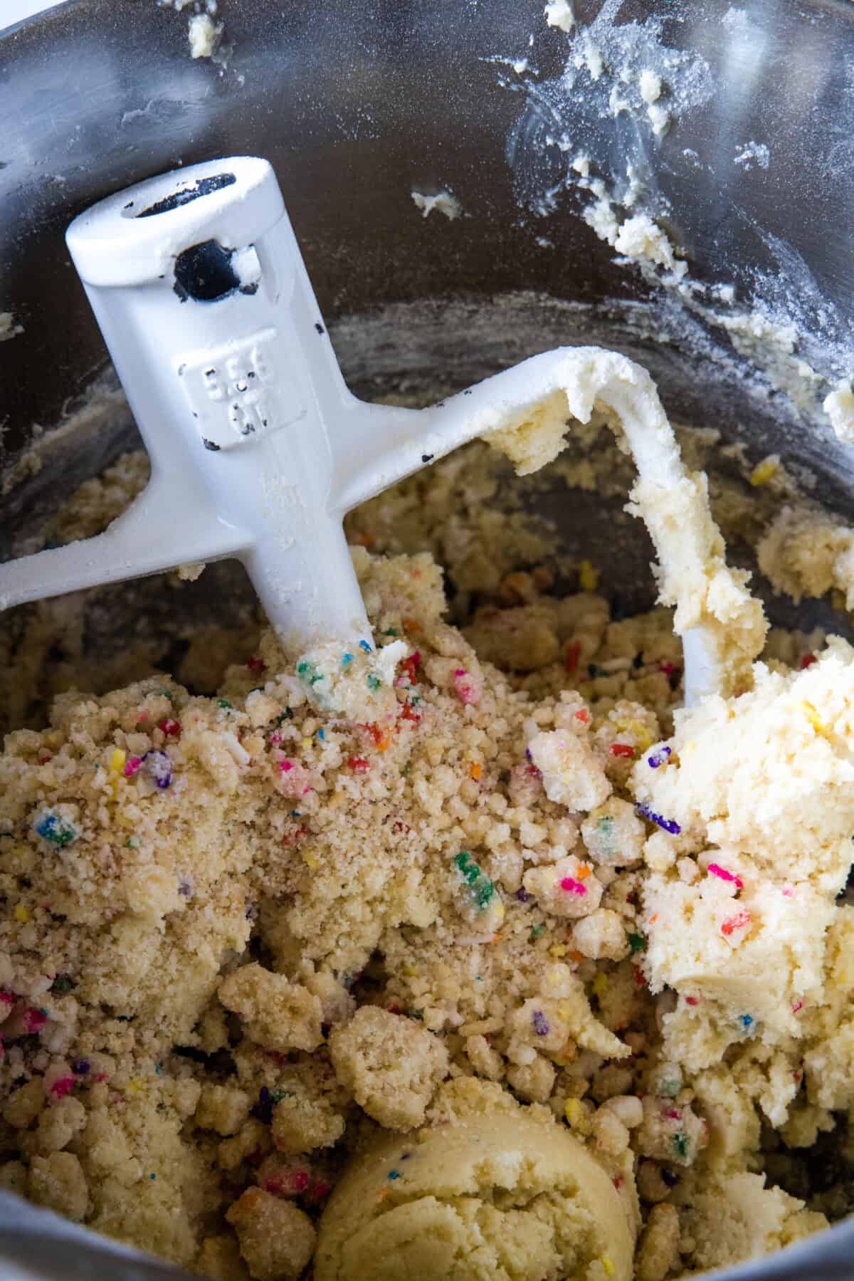 adding birthday cake crumb to cookie dough