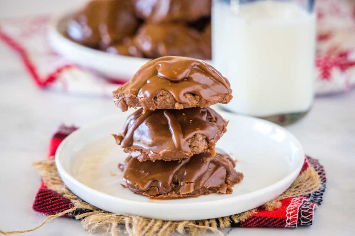These Texas Sheet Cake Cookies are thick, fudgy, and topped with the same tangy chocolate icing you love from the classic Southern cake. Easy to make in 30 minutes with simple pantry ingredients!