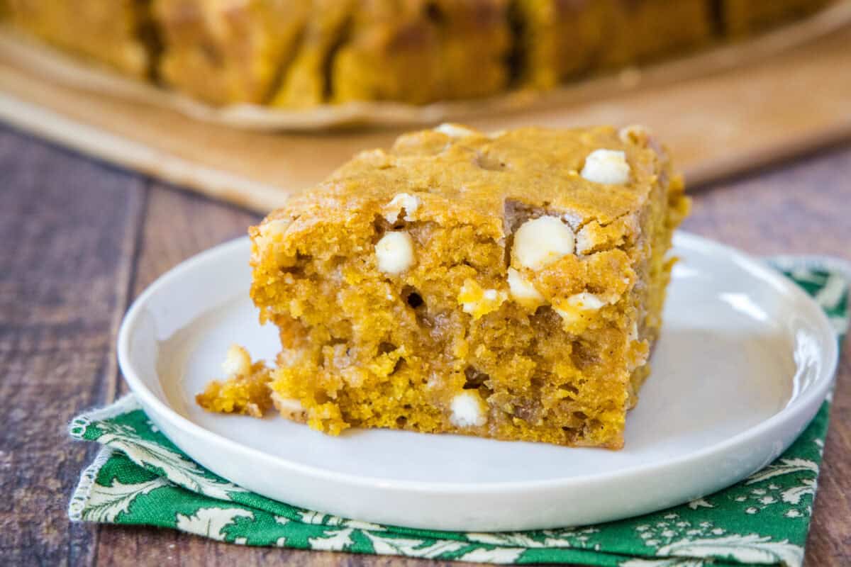 sliced pumpkin blondie on a plate