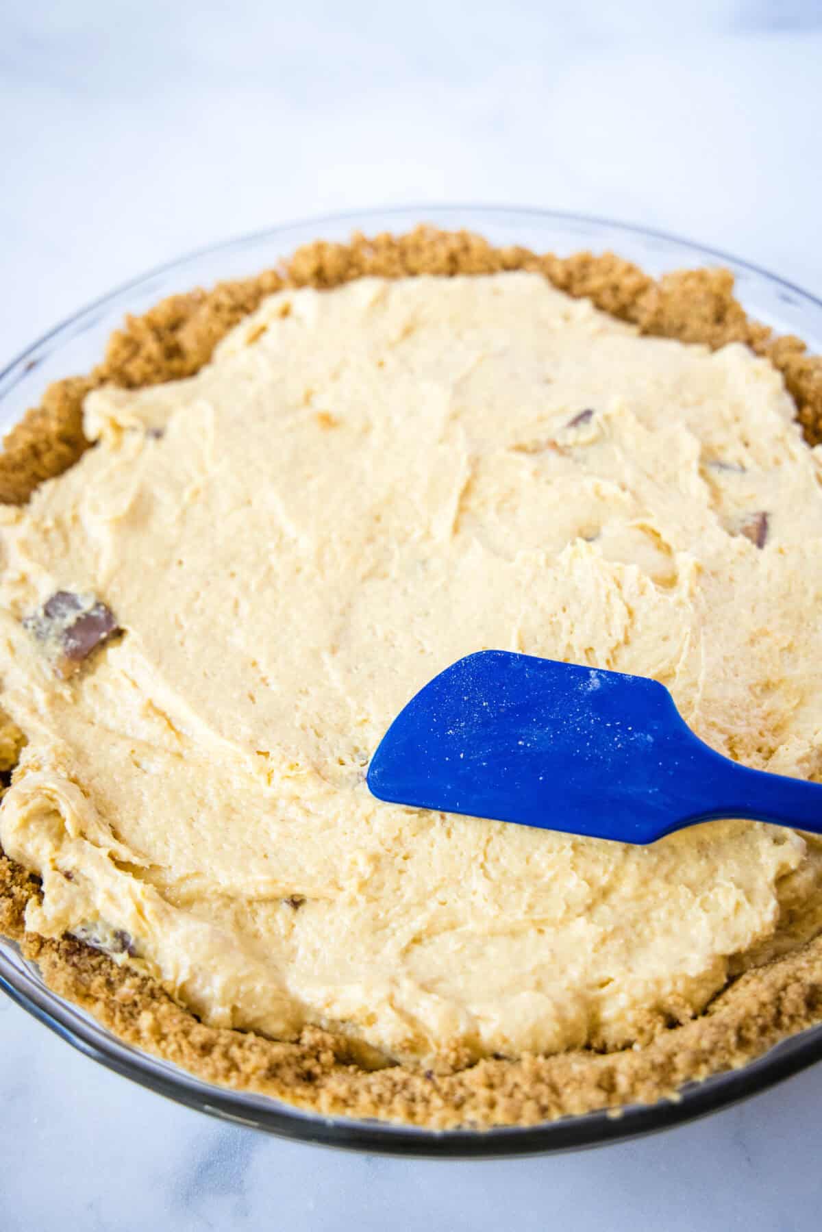 filling spread in pie crust
