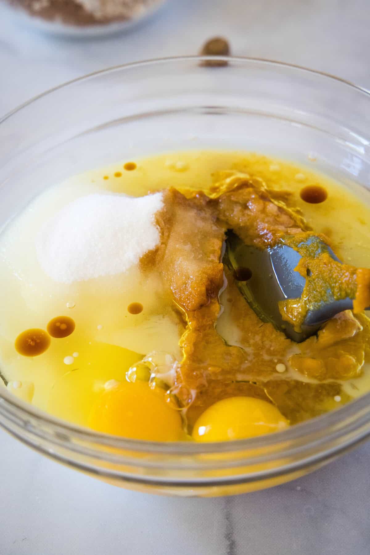 wet ingredients for pumpkin bead